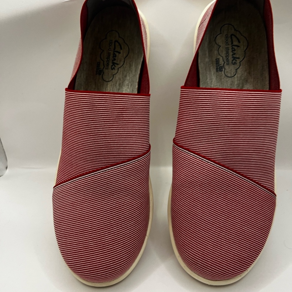 Clarks Slip On Red White Striped Preppy Patriotic Sailing Aesthetic Women's 7